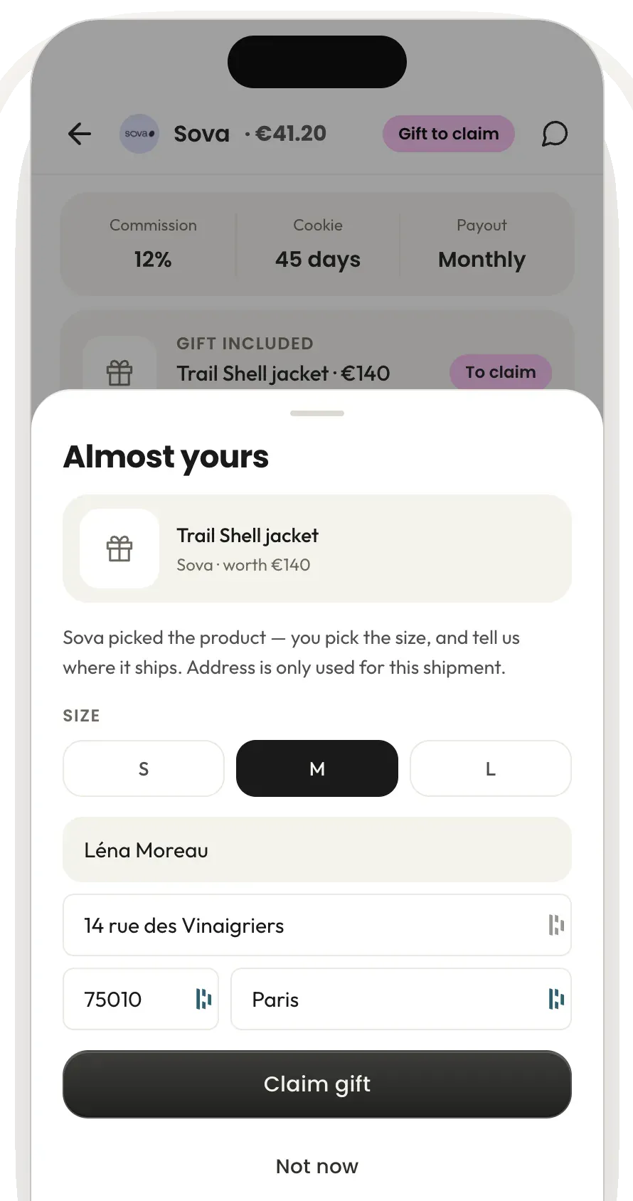 Recipient portal: size choice, shipping address and Claim gift button